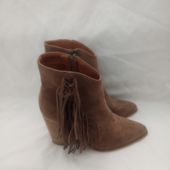 Beast Fashion "Jackie" Fringe Ankle Boot - Picture 3 of 7